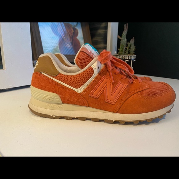 New Balance Shoes - Women’s New Balance 574